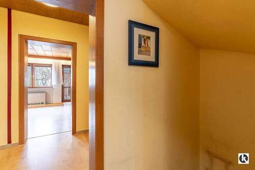 Treppenabgang - Einfamilienhaus mit 141,00 m&sup2; in Gaimersheim zum Kaufen