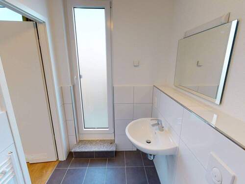 Ansicht II: Badezimmer - 