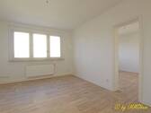 Wohnzimmer - Etagenwohnung mit 45,60 m&sup2; in Hainichen zur Miete