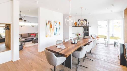 Ansicht Wohn- & Essbereich - 4 Zimmer Einfamilienhaus in Münzenberg