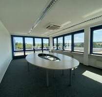 Baunatal, Fahrerunterkunft und Bürofläche direkt an der A49 mit ausreichend Parkfläche zu verkaufen