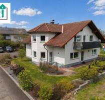 Viel Raum für die ganze Familie - Wohnhaus mit Garten, Doppelgarage und flexiblem Grundriss - Rauschenberg Schwabendorf