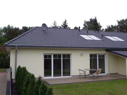 Beispiel-Bungalow - Neubau-Bungalow als Doppelhaushälfte, Kleines Neubaugebiet - In den Gärten - in Schneverdingen-Zentrum