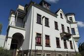 Außenansicht - 4 Zimmer Etagenwohnung zur Miete in Radebeul