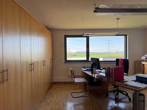 Büro 2 - 