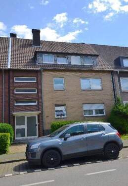 Straßenansicht Haus - 