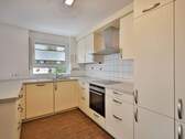 Geräumige, helle Küche - 4 Zimmer Etagenwohnung in Böblingen