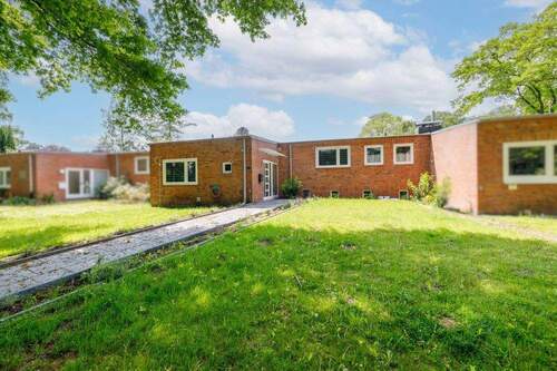 Vorderansicht_NEU - 5 Zimmer Reihenmittelhaus zum Kaufen in Hamburg