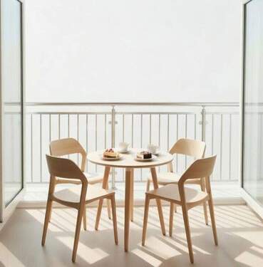 Bild 1 - 4 Zimmer, Kamin, 2 Bäder, großer Balkon, z.T. Weitblick