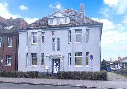 Bild 3 - 9 Zimmer Mehrfamilienhaus, Wohnhaus in Hagenow