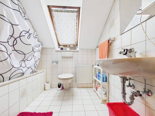 Badezimmer (2.OG) - 