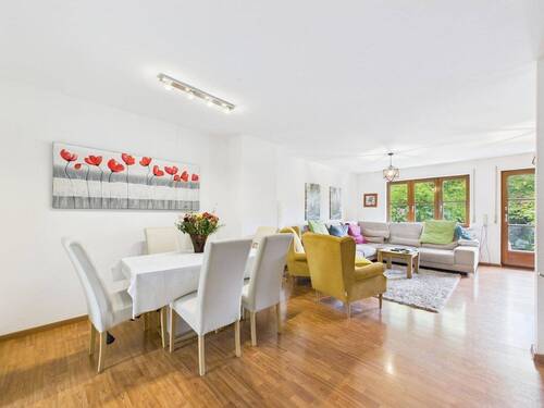 Wohn-/Esszimmer (EG) - 
