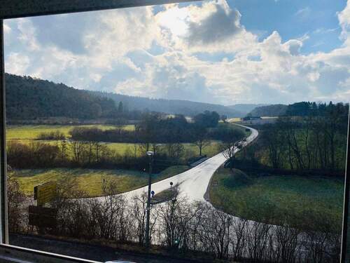Bild 3 - 8 Zimmer Mehrfamilienhaus, Wohnhaus in Aidlingen