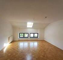 Eine Wohnung zum Verlieben im Dachgeschoss mitte - Merseburg