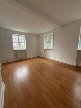 Wohnzimmer - 2 Zimmer Etagenwohnung zur Miete in Hamburg