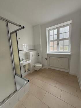 Duschbad mit Fenster - 