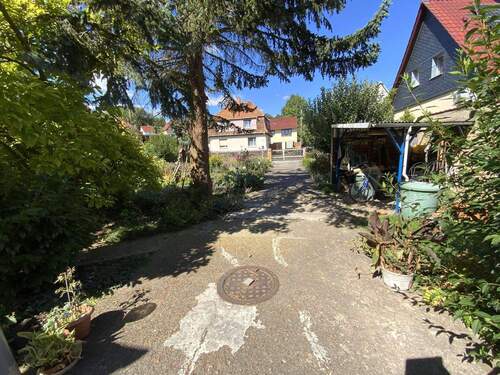 Grundstückszufahrt - 