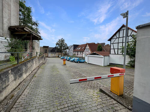 Parkflächen von Haus - Reihenmittelhaus in Linz am Rhein zum Kaufen