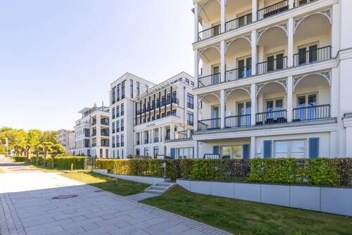 Terrasse mit direktem Zugang zum Hochuferweg - 3 Zimmer Etagenwohnung zum Kaufen in Sellin