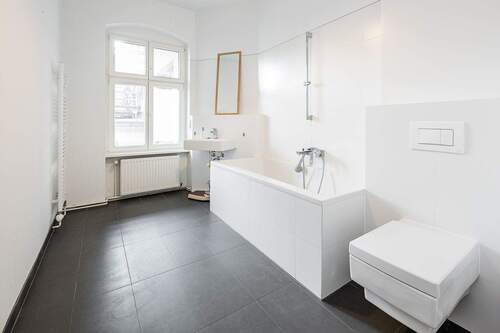 Badezimmer - 3 Zimmer Etagenwohnung zum Kaufen in Berlin