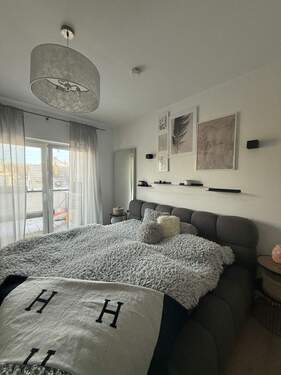 Schlafzimmer 2 - 2 Zimmer Etagenwohnung in Bergisch Gladbach