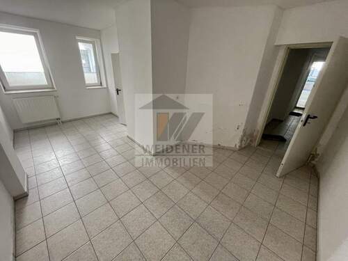 Flur und Abstellräume hinten - 