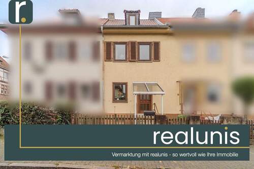 Titel - Charmantes Reihenmittelhaus mit Garten und viel Potenzial in zentraler Lage von Worms