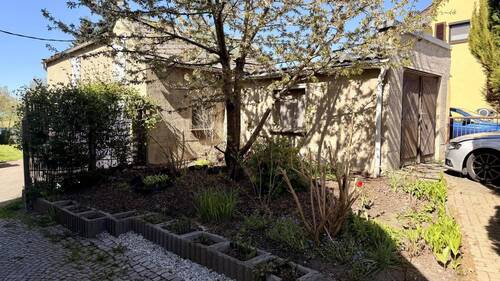 Garage - 