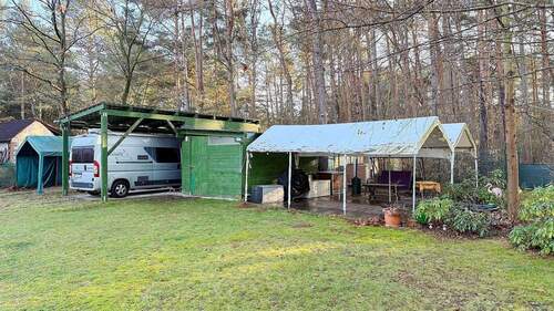 Carport - Einfamilienhaus mit 195,00 m&sup2; in Borkwalde zum Kaufen