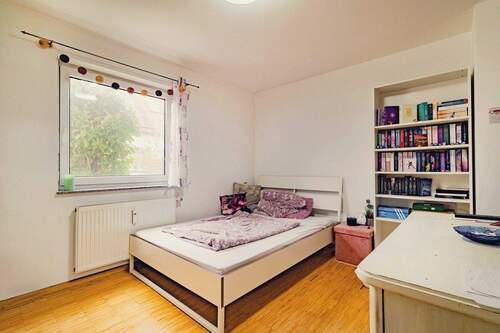 Kinderzimmer 1 - Etagenwohnung mit 130,00 m&sup2; in Eimeldingen zum Kaufen