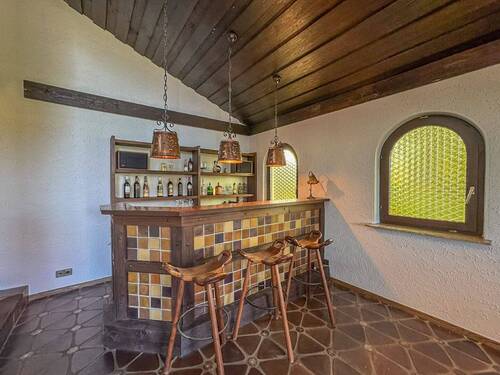 Bar - 