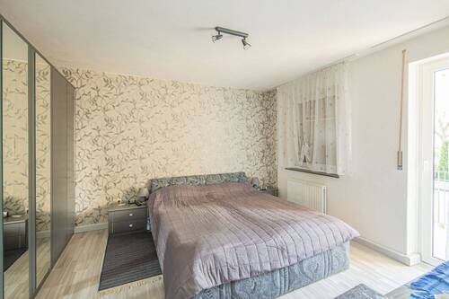 Schlafzimmer - Doppelhaushälfte mit 118,00 m&sup2; in Königsbrunn zum Kaufen