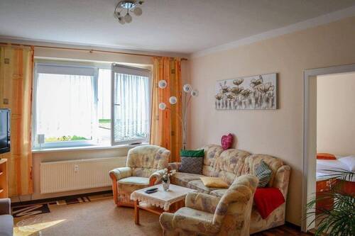 Wohnzimmer - 3 Zimmer Etagenwohnung zur Miete in Görlitz