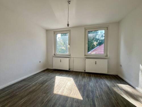 Vorderhaus - Wohnung im DG - 