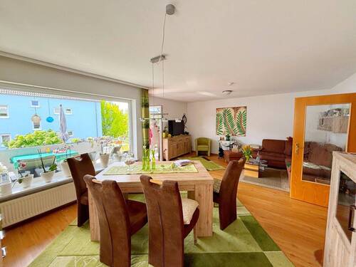Wohn- Esszimmer - 