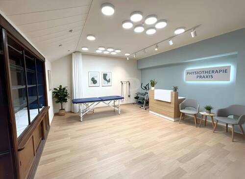 Gewerbe 2 / Physiotherapie - KI generiert - 