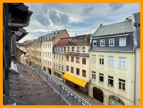 Ausblick Wohnzimmer - Wohnen in der Innenstadt! 3-Raum Wohnung im Dachgeschoss.