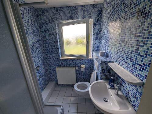 Badezimmer - Mehrfamilienhaus, Wohnhaus mit 130,00 m² in Hochdorf zum Kaufen