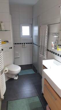 Badezimmer EG - Einfamilienhaus mit 154,00 m&sup2; in Lüdenscheid zum Kaufen