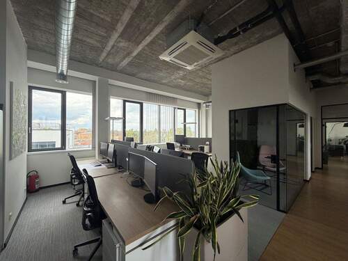 Großraumbüro.jpg - 3 Zimmer Büro zur Miete in Erlangen