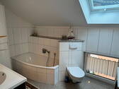 2.OG Bad mit Badewanne - 
