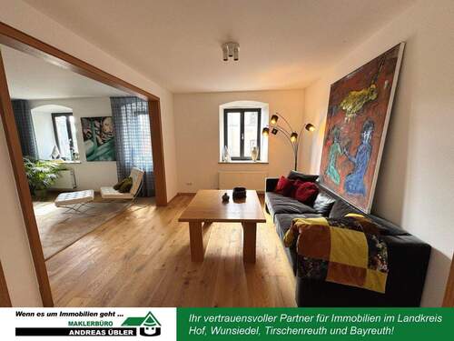 Wohnen/Essen - 7 Zimmer Mehrfamilienhaus, Wohnhaus in Nordhalben