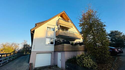 550 Ansicht Haus - „ Das großzügige 3 - 4 Familienhaus in bester Aussichtslage !„