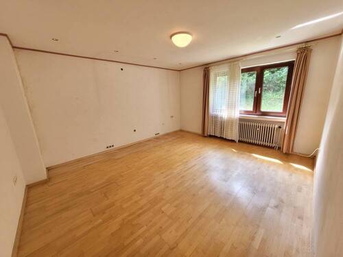 Schlafzimmer 2 OG - 