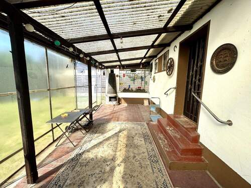 Wintergarten & Eingang - 5 Zimmer Einfamilienhaus in Leverkusen