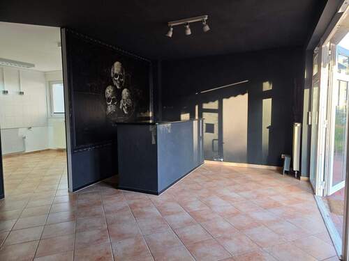 Direkt in der Strandstraße - Gewerbeeinheit in Top Lage vom schönen Ostseebad Baabe - 