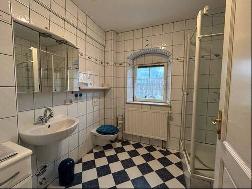 Bad - Etagenwohnung mit 60,00 m² in Rothenburg zur Miete