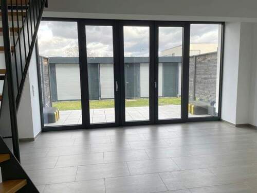 Wohnzimmer Ansicht 1 - 3 Zimmer Etagenwohnung zur Miete in Montabaur