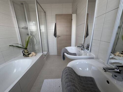 Modernisiertes Bad - 