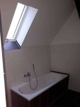 Bad.jpg - 2 Zimmer Etagenwohnung in Leipzig